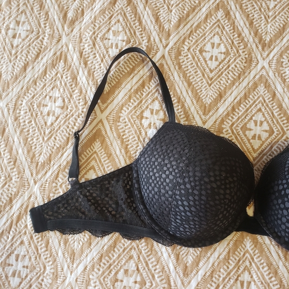 Victoria Secret Very Sexy push up bra - Picture 2 of 4